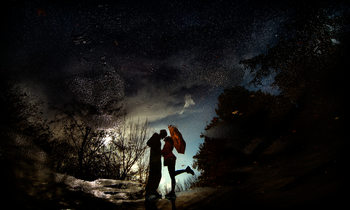 Poster The first kiss.