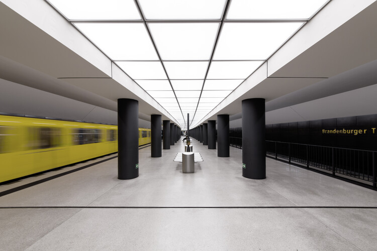 Canvas Print Berlin subway