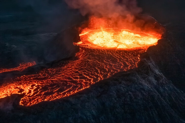 Póster Fire In Fagradalsfjall