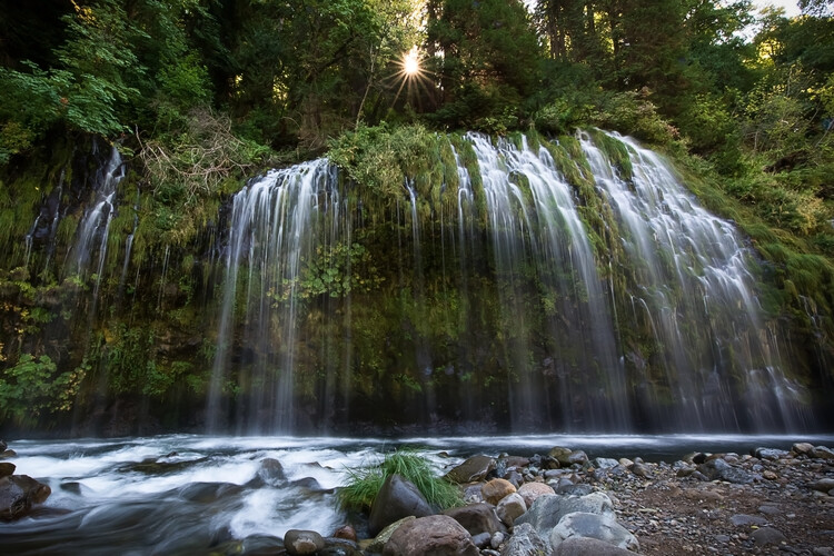 Juliste Mossbrae Falls