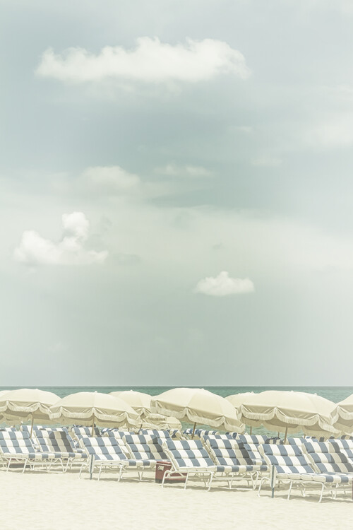 Плакат Vintage beach scene