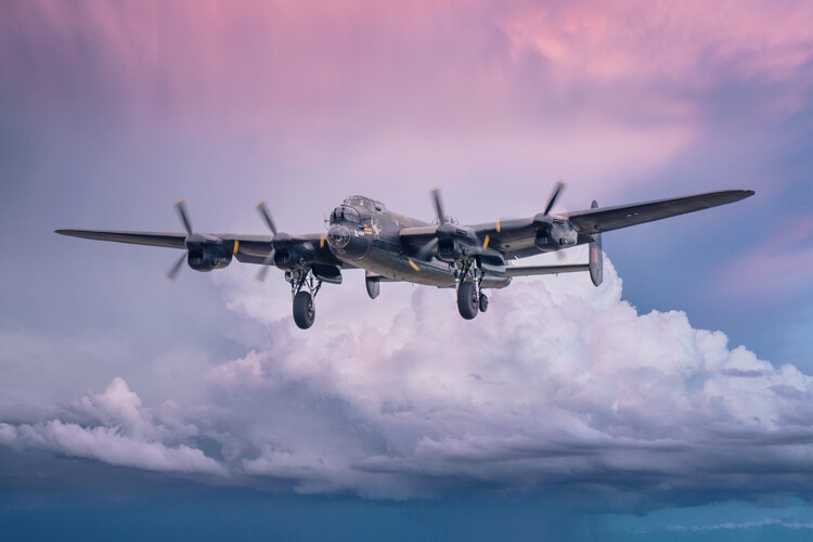 Poster Lancaster Bomber sunset landing