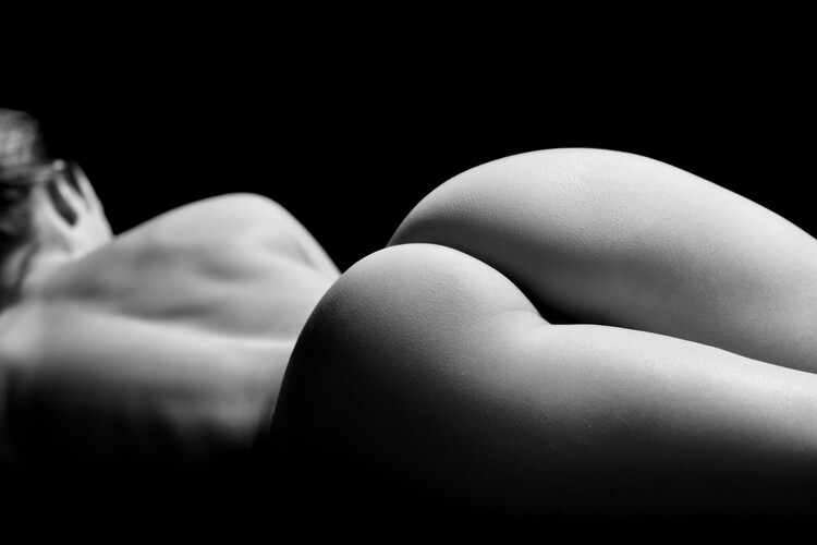 Plakát Her back II