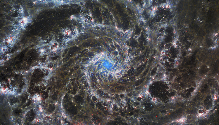 Juliste M74 - Heart of the Phantom Galaxy - James Webb