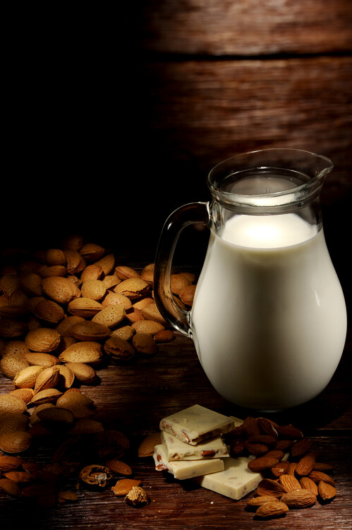 Plakát Breakfast with almonds and milk