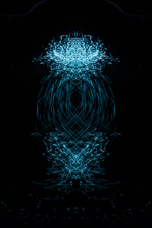 Αφίσα Divided