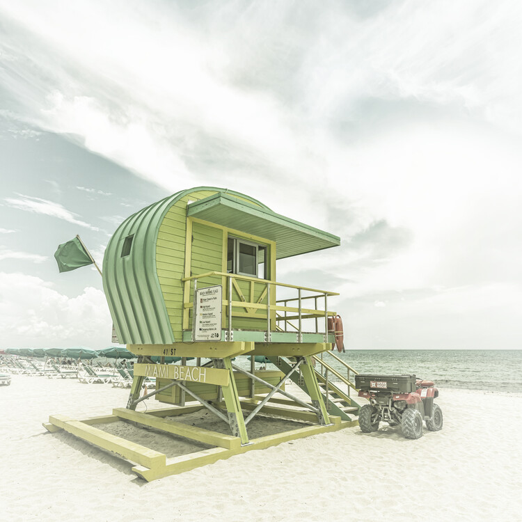 Poster Vintage Florida Flair At Miami Beach - square