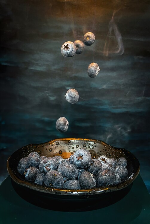 Poster Flying Blueberrys