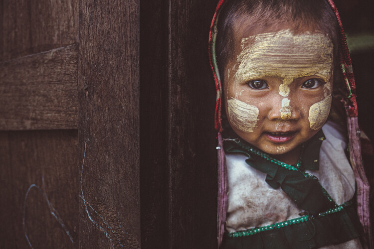 Poster Eyes of Burma