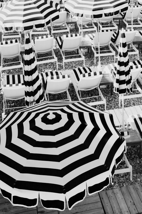 Poster Black and White Beach Umbrellas