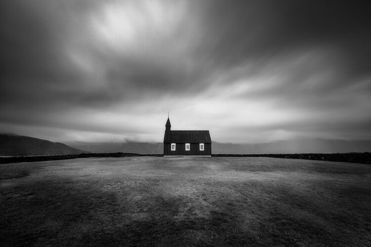 Poster Echoes into eternity