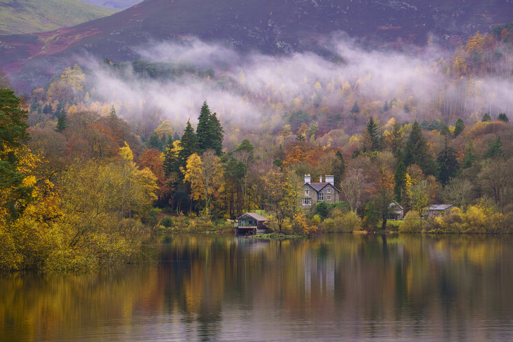 Poster Autumn reflections  over Derwentwater