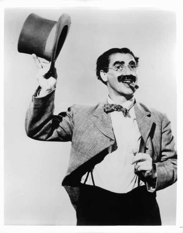 Levně Plakát, Obraz - Groucho Marx In 'Room Service', 30 × 40 cm