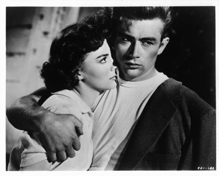 Poster Natalie Wood And James Dean In