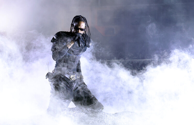 Levně Plakát, Obraz - Travis Scott at 66th GRAMMY Awards, 40 × 26.7 cm