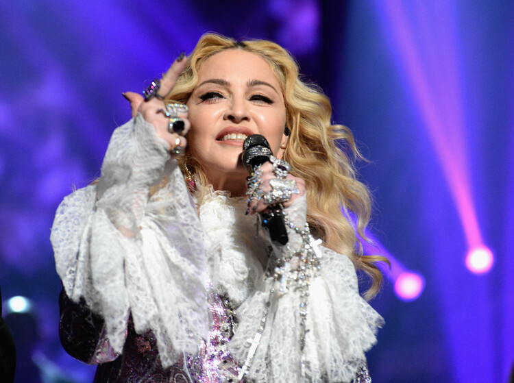 Levně Plakát, Obraz - Madonna at Billboard Music Awards 2016, 40 × 30 cm