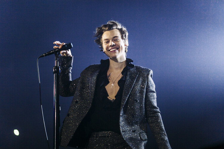 Poster Harry Styles Performs On His European