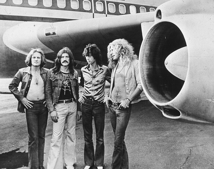 Poster Led Zeppelin With The Starship, 1973