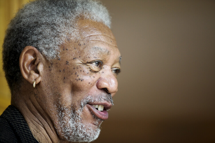Plakát Morgan Freeman - 'Invictus' Photocall