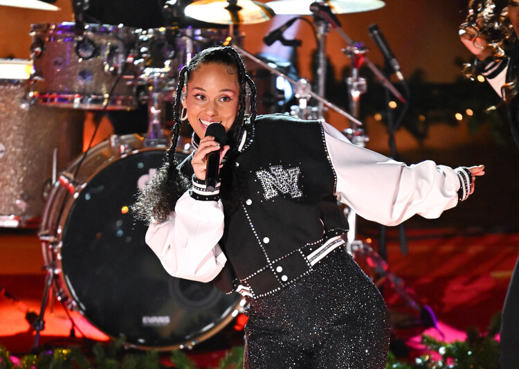 Poster Celebrity Sightings In New York City