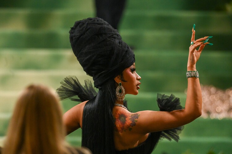 Αφίσα The 2024 Met Gala Celebrating Sleeping