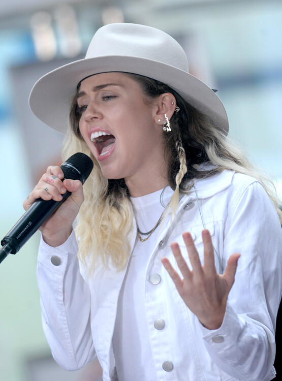 Canvas Print Celebrity Sightings In New York City