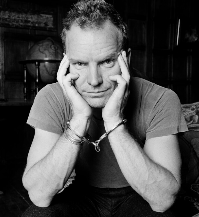 Poster Sting in Handcuffs