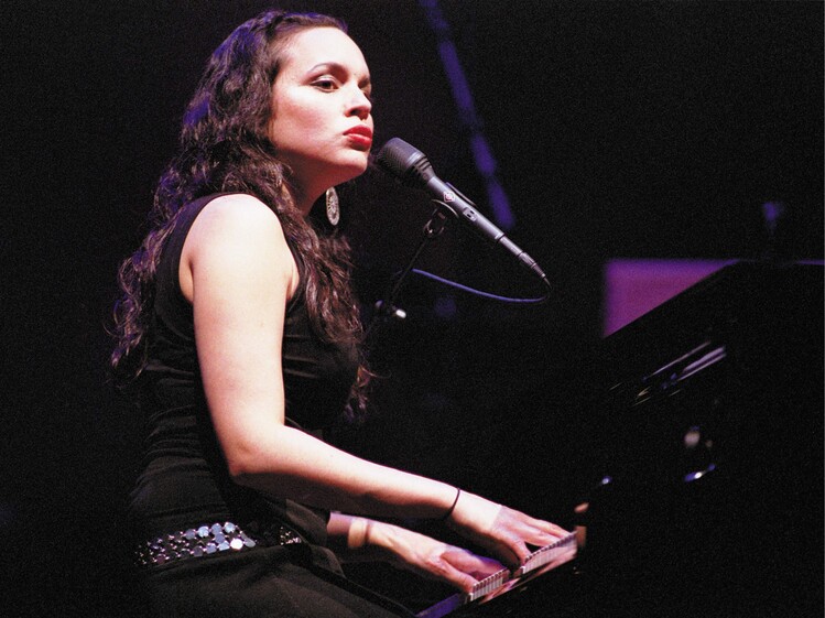 Levně Plakát, Obraz - Photo of Norah JONES, 40 × 30 cm