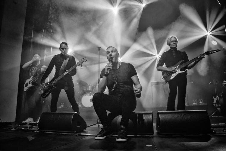 Canvas Print Poets of the Fall Perform In Berlin