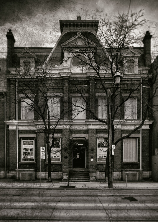 Плакат No 496 Queen St E 4 Old Film Version