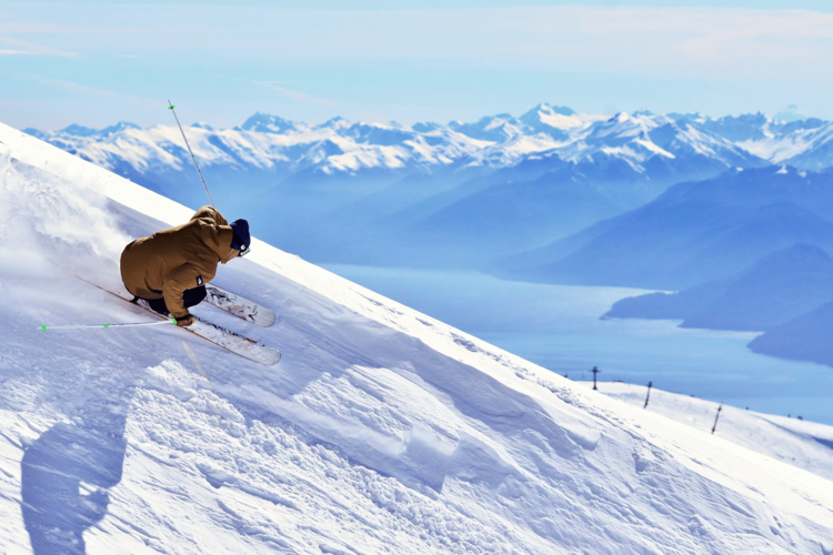 Poster Exhilarating Skiing Descent