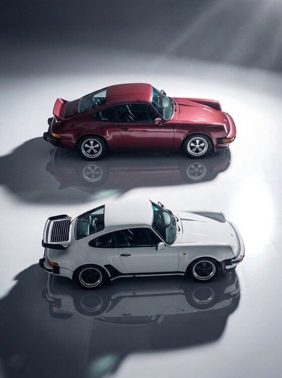 Poster Porsche 911 Heritage: Two Legends, One Legacy