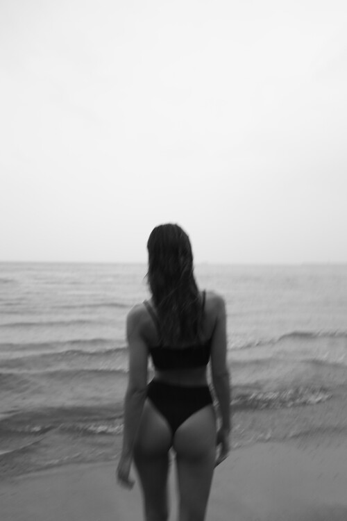 Poster Model Beach BW Poster