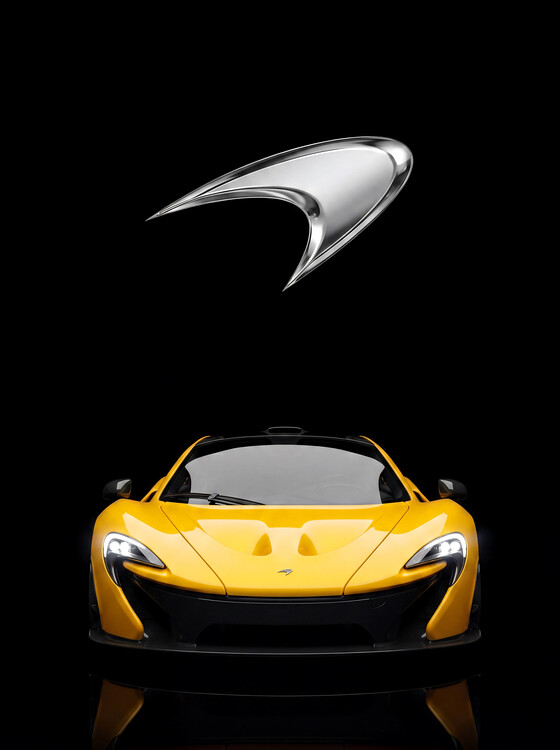 Картината върху платно McLaren P1: The Pinnacle of Speed