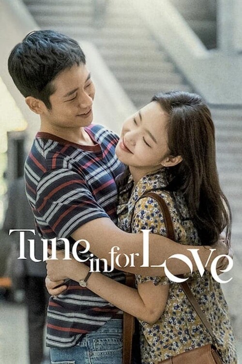 Poster Tune in for Love (2019)