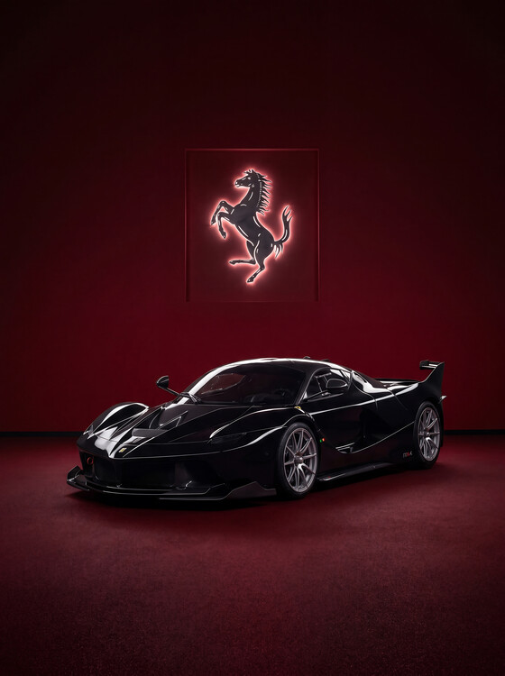 Póster Ferrari FXX-K: The Prancing Horse in Nero