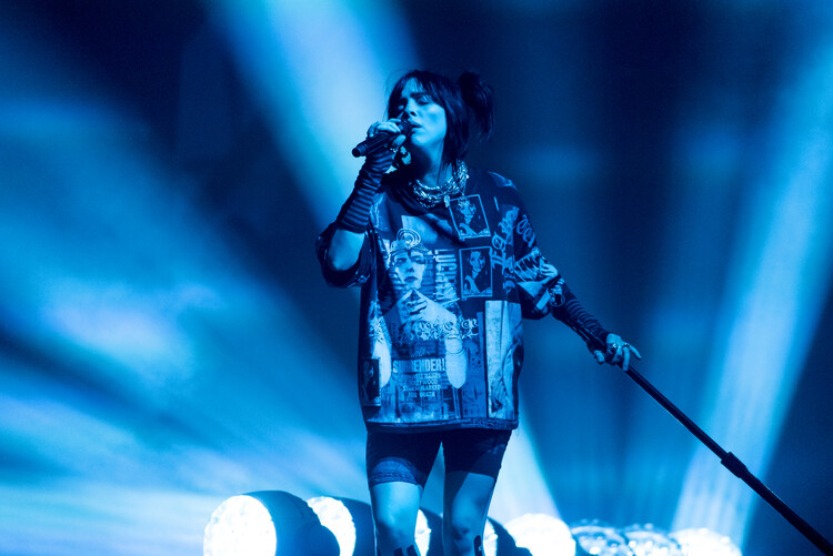 Plakát Billie Eilish, Glastonbury Festival 2022