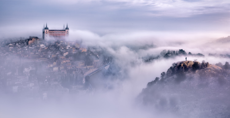 Canvas Print Toledo city foggy morning