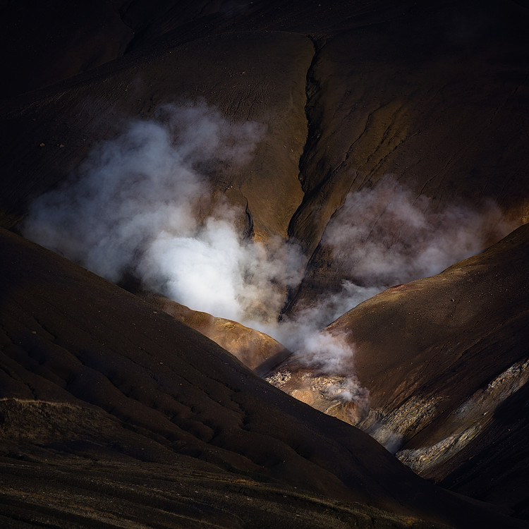 Plakát Raging Earth