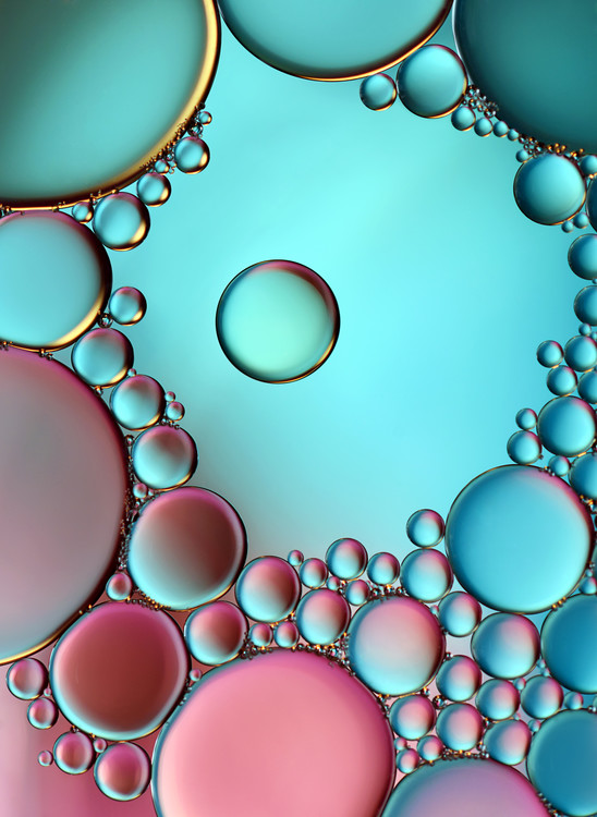 Sticker Surrounded or protected ?