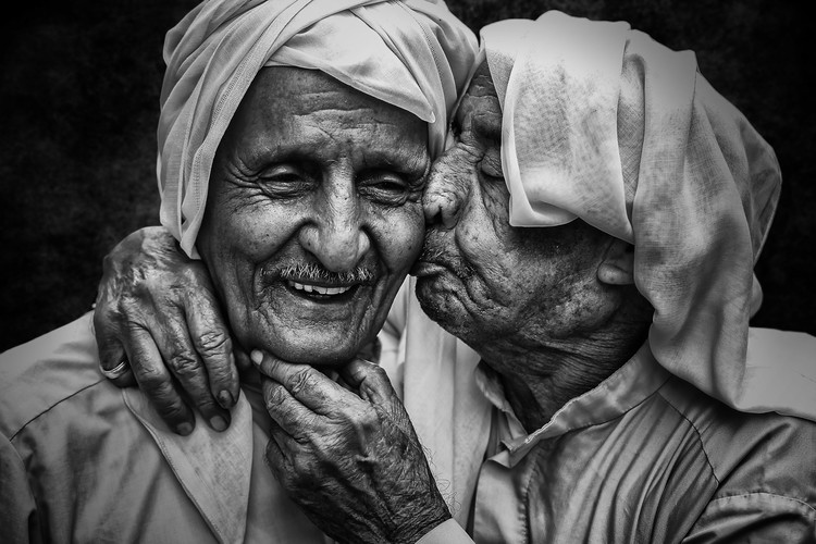 Levně Plakát, Obraz - Happiness of men, Hameed Almakhlooq, 40 × 26.7 cm