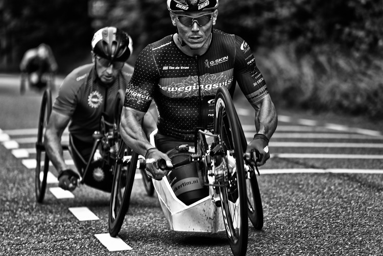 Canvas Print Strong arms