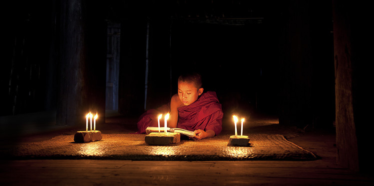 Canvas Print Night Reading